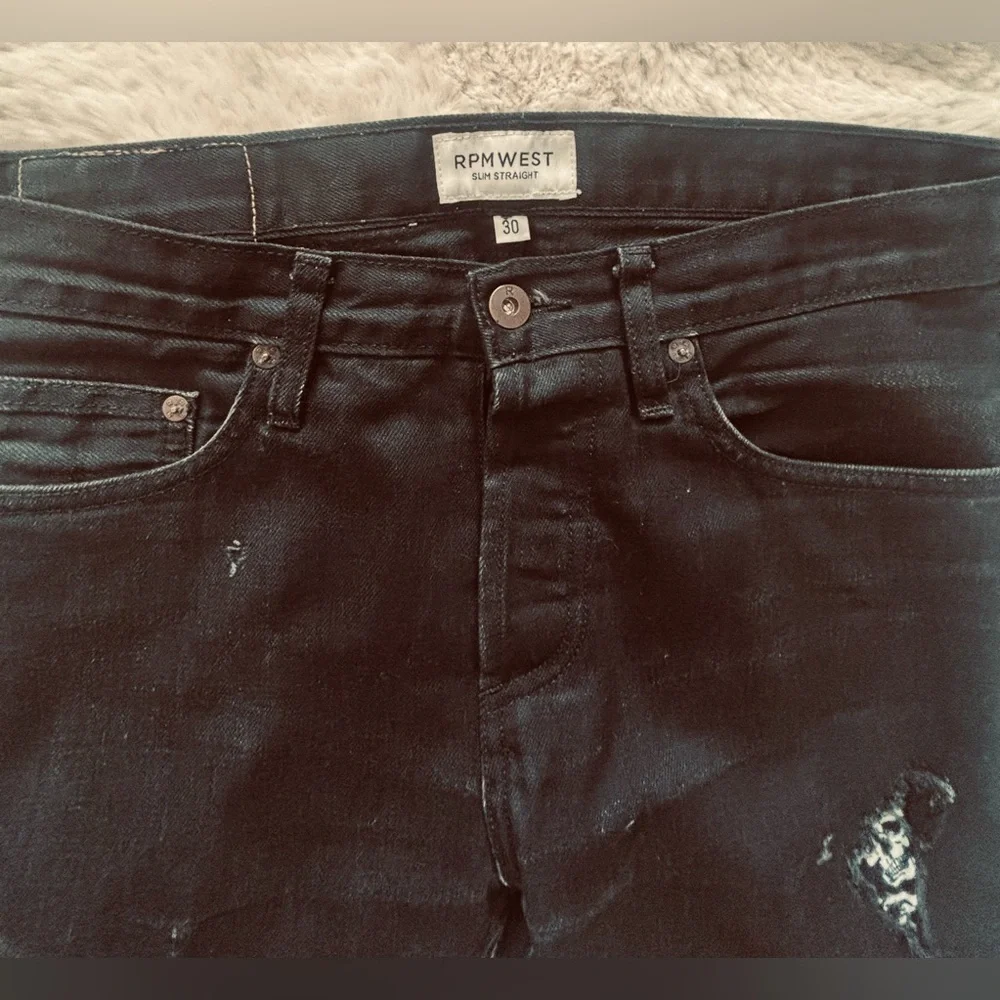 RPM WEST CUSTOM DISTRESSED BLACK SKULL SLIM STRAIGHT DENIM JEANS SIZE 30 - Picture 3 of 6